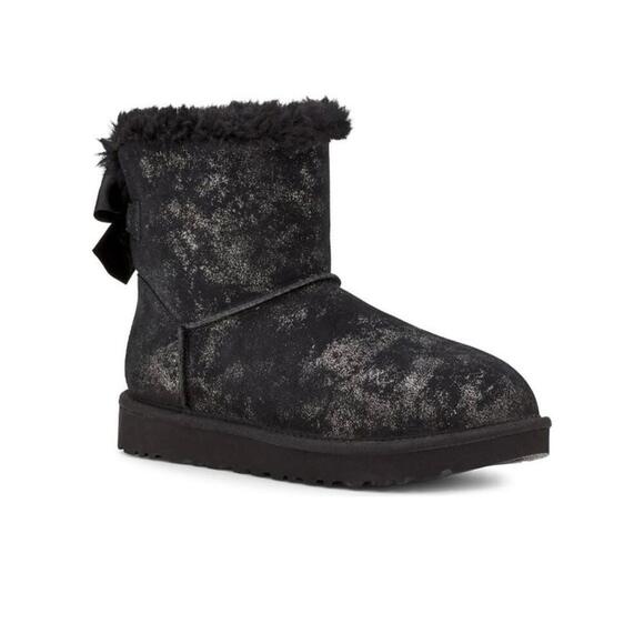 NEW UGG® Mini Bailey Bow Glimmer Faux Fur Lined Boot - Picture 1 of 5